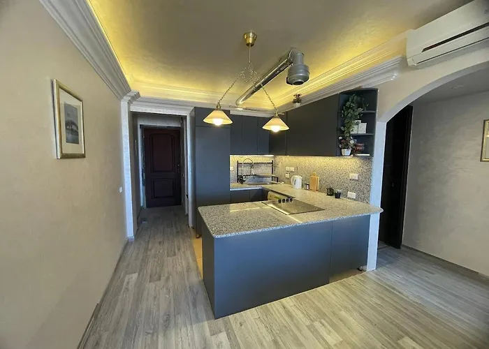 Daire Luxury 1 Bedroom Sea Front